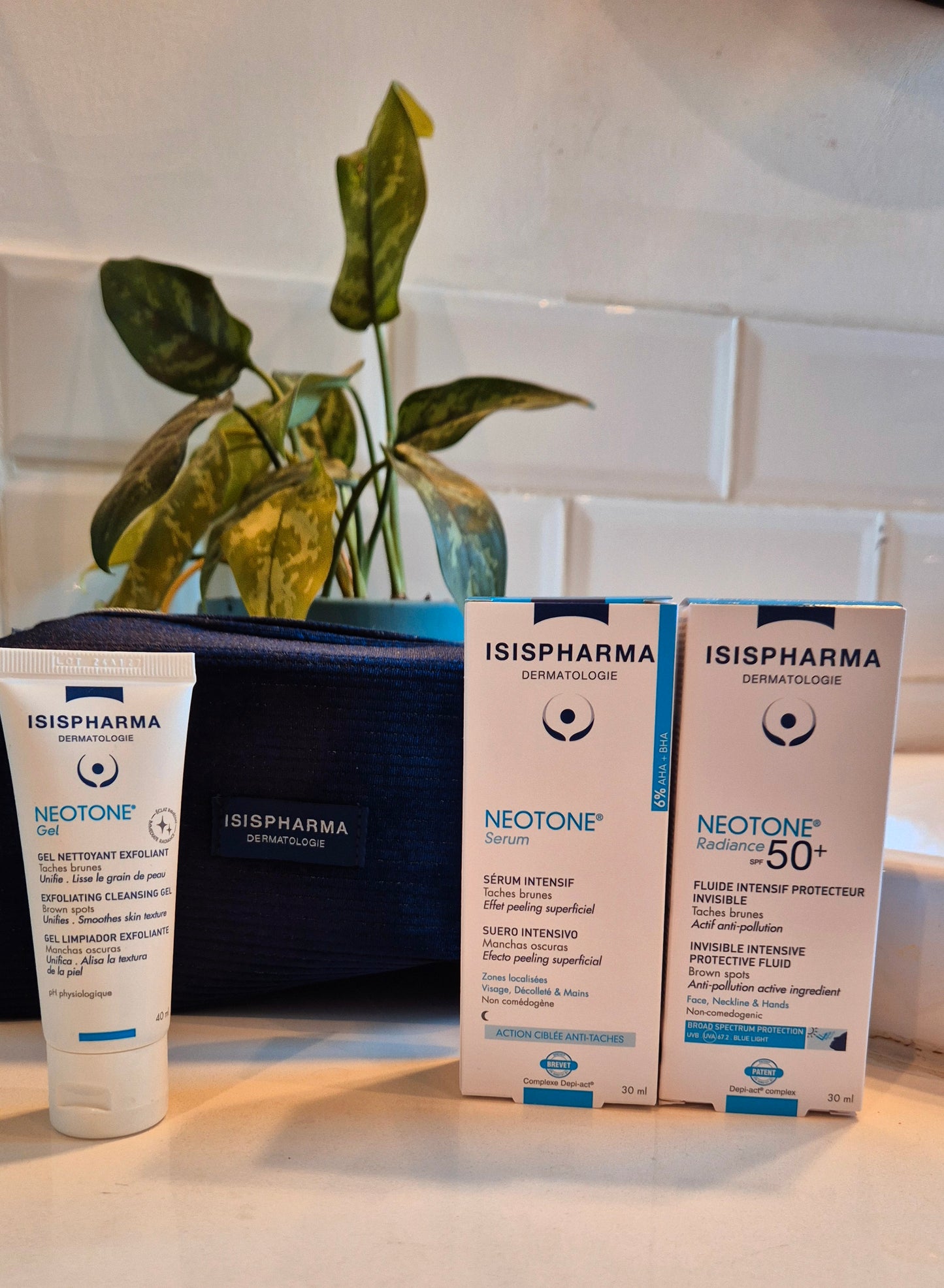 Neotone Sensitive (for Melasma) + Radiance Spf50 bundle